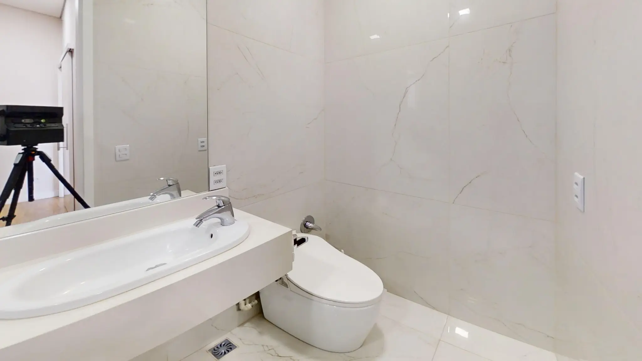 Suíte 2 — bath